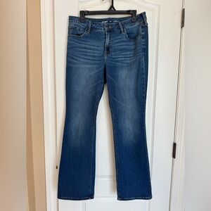 Old Navy Mid Rise Kicker Boot